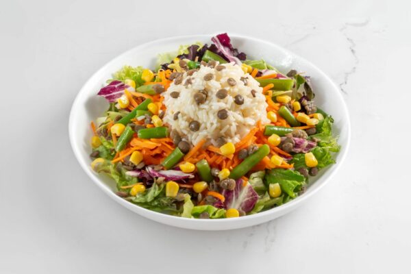 Ensalada con mix de legumbres y verde