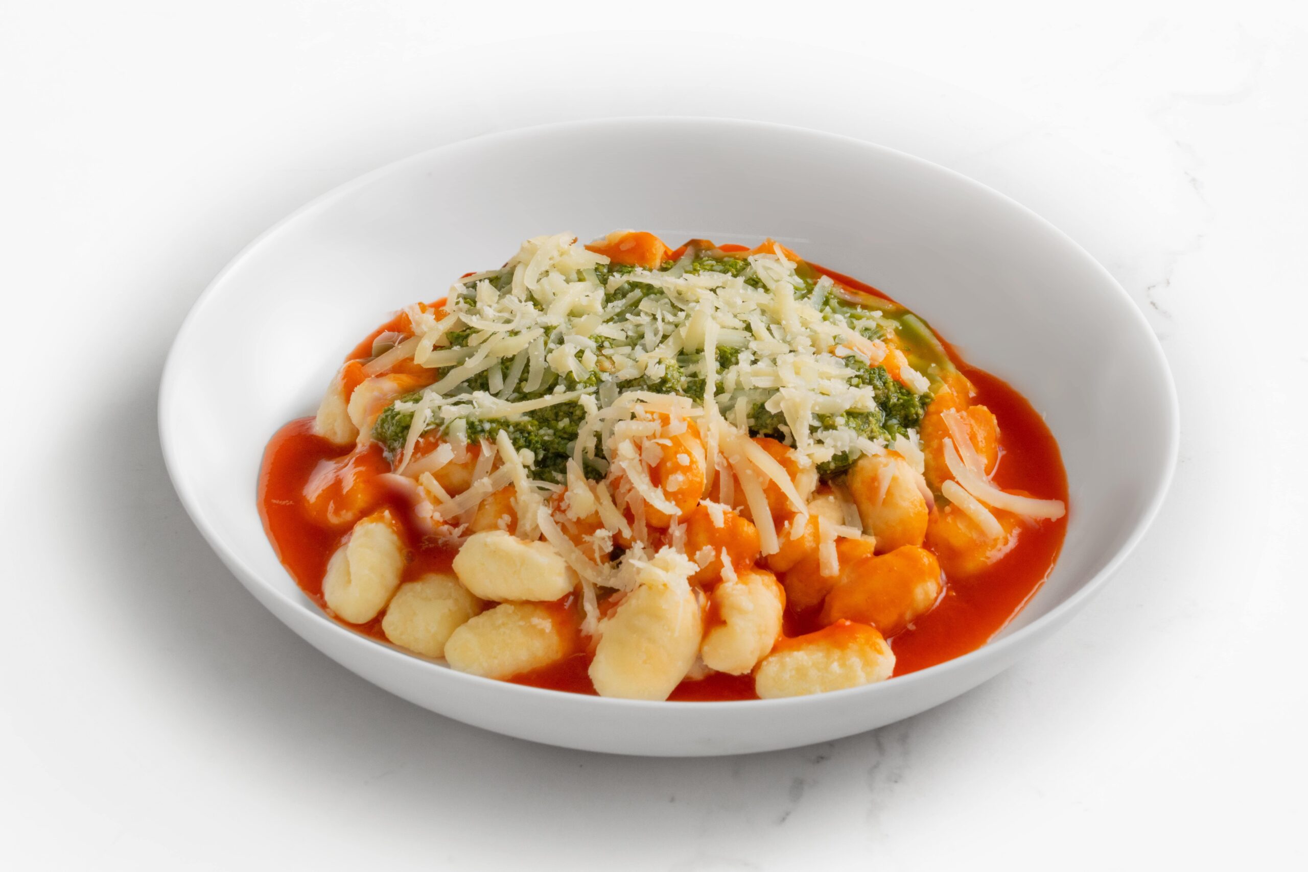 ÑOQUIS DE PAPA SALSA POMODORO Y PESTO